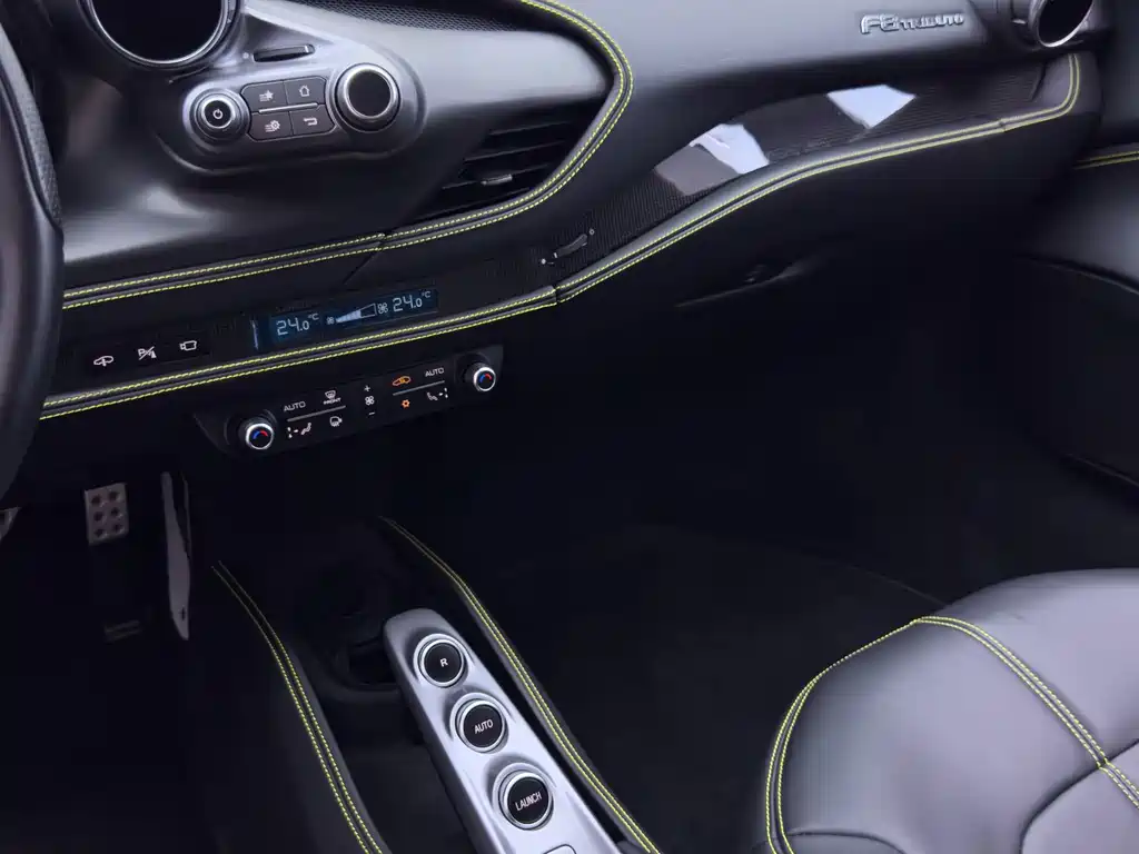 Ferrari F8 Tributo 3.9T V8, фото 21