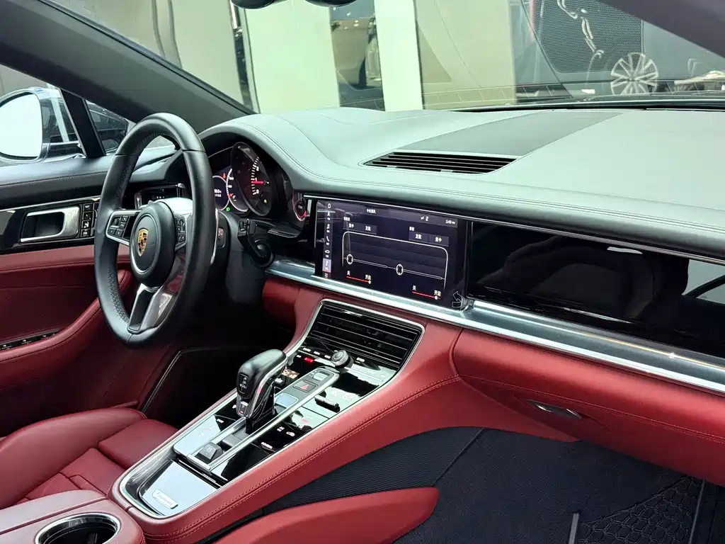 Porsche Panamera — миниатюра 6