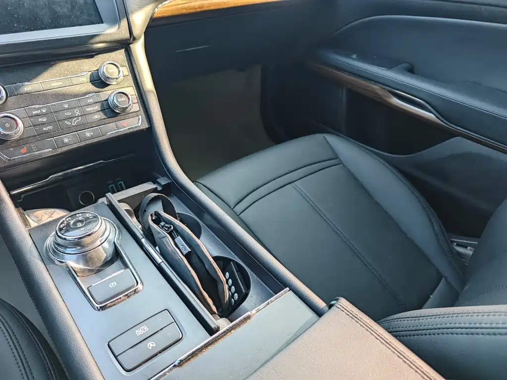 Ford Taurus EcoBoost 180 Luxury Type, фото 14