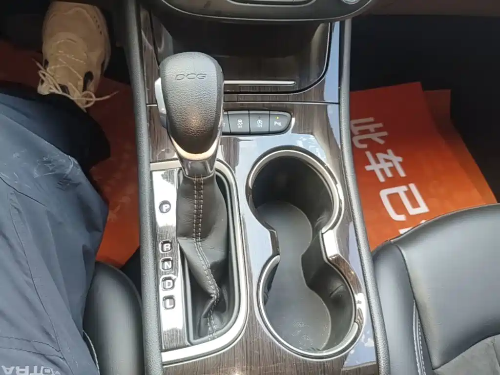 Buick Verano — миниатюра 14