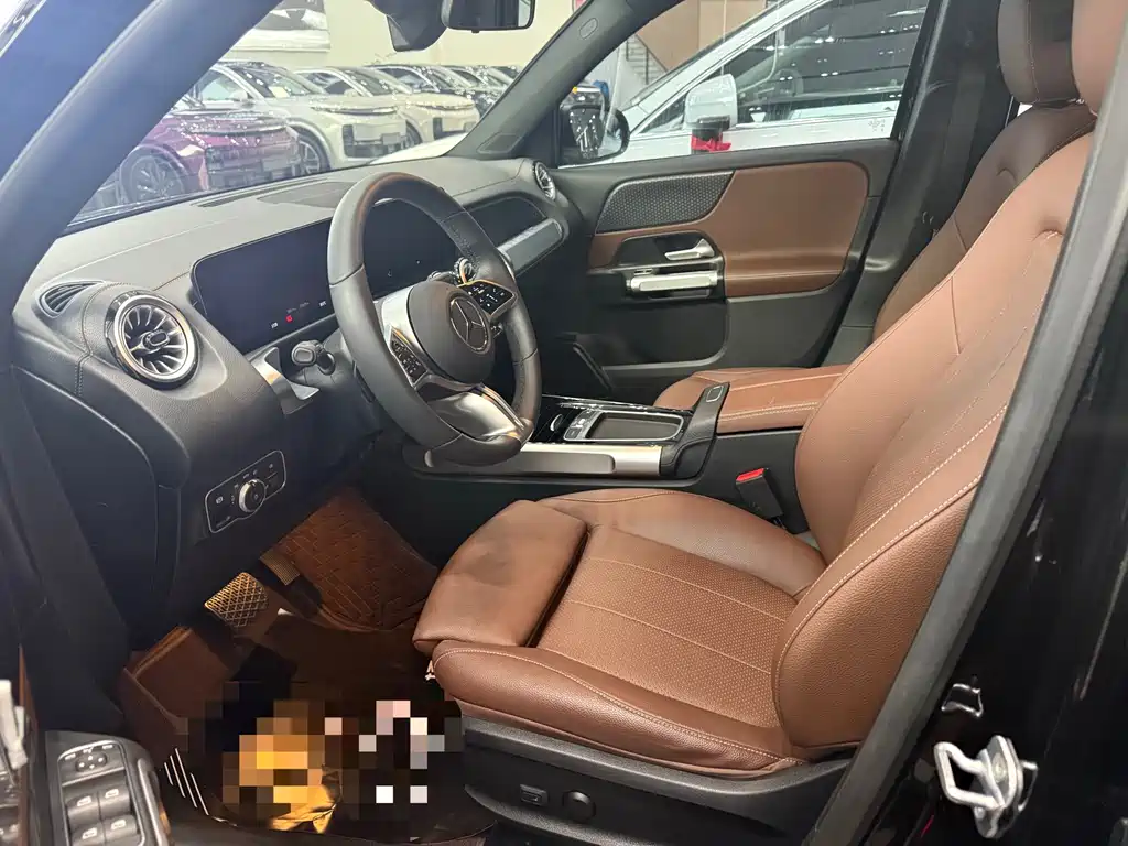 Mercedes-Benz GLB — миниатюра 4