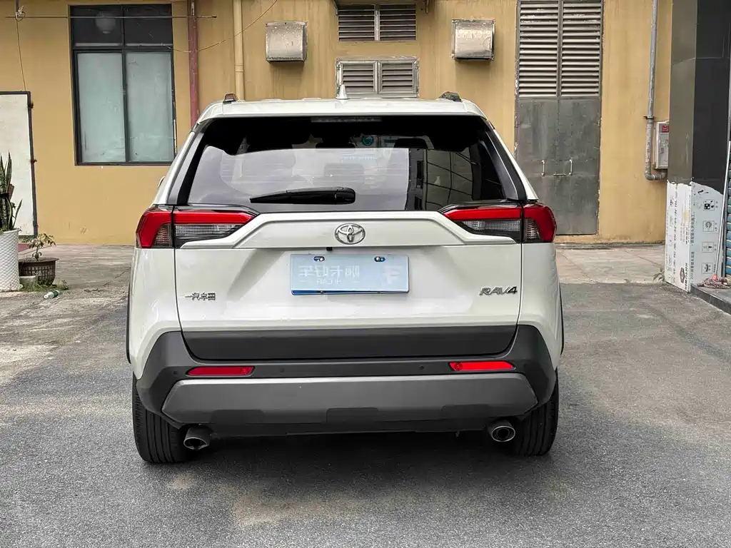 TOYOTA RAV4 RONGFANG