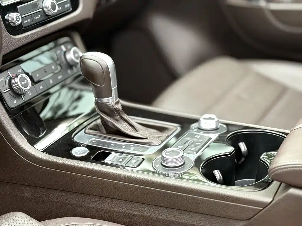 Volkswagen Touareg — миниатюра 7