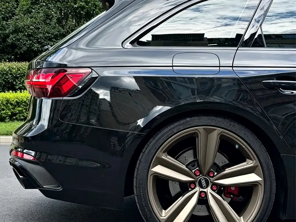 Audi RS 4 — миниатюра 14