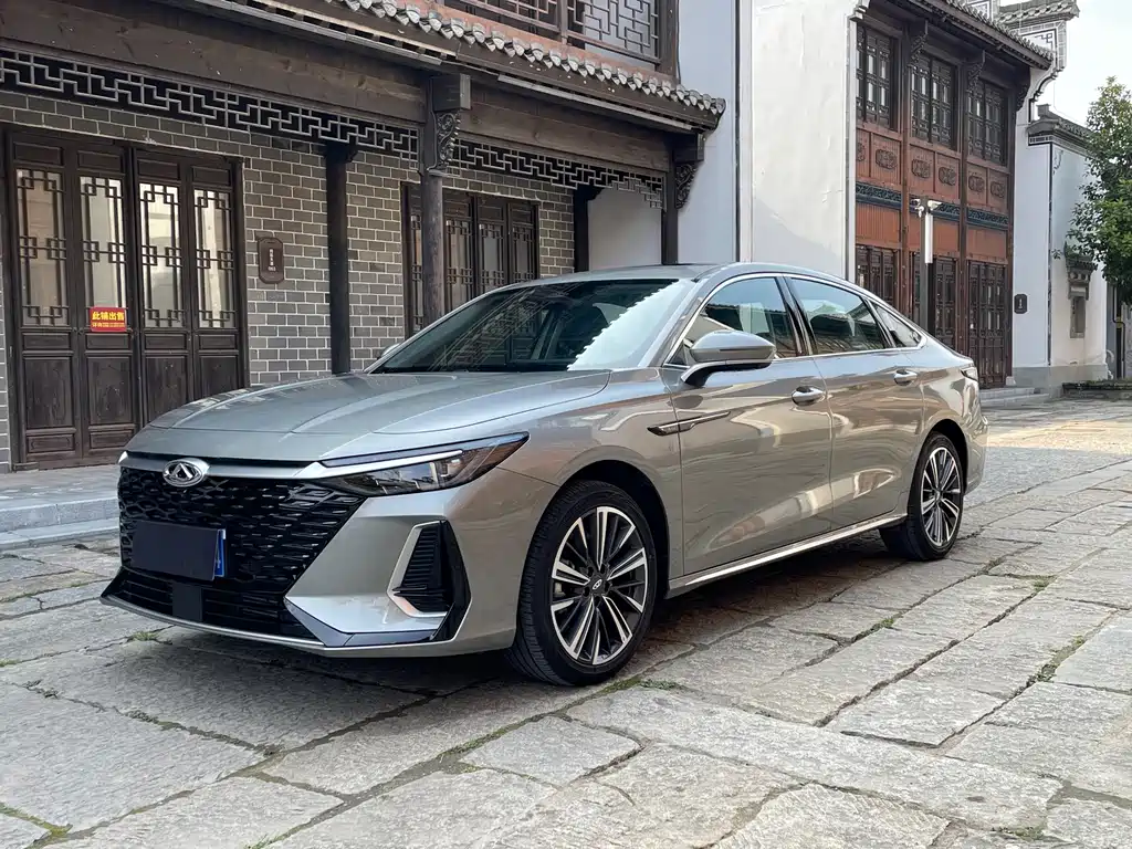 Chery Arrizo 8 2025