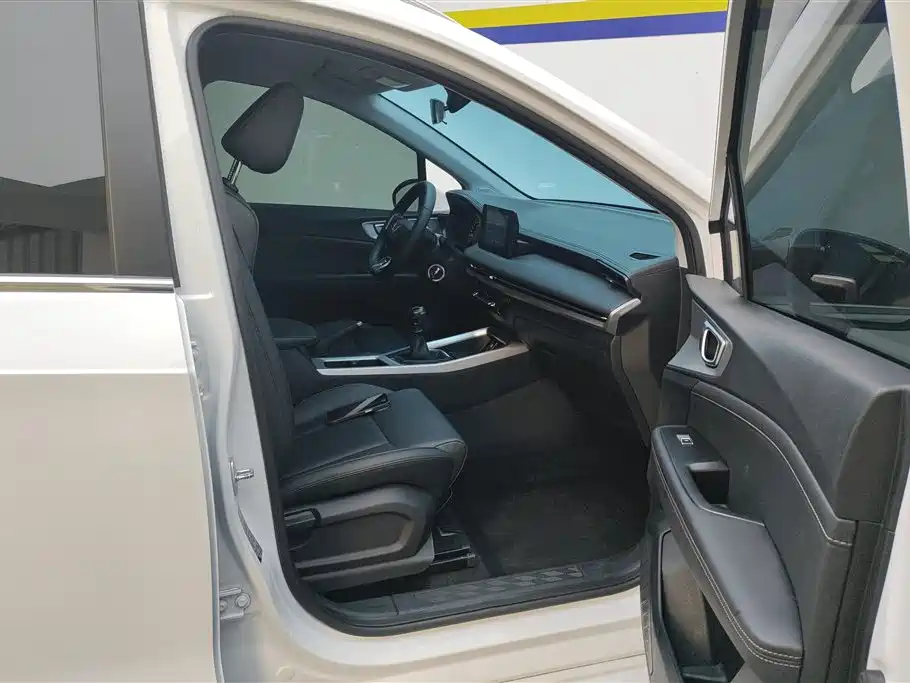 WULING WULING JIACHEN