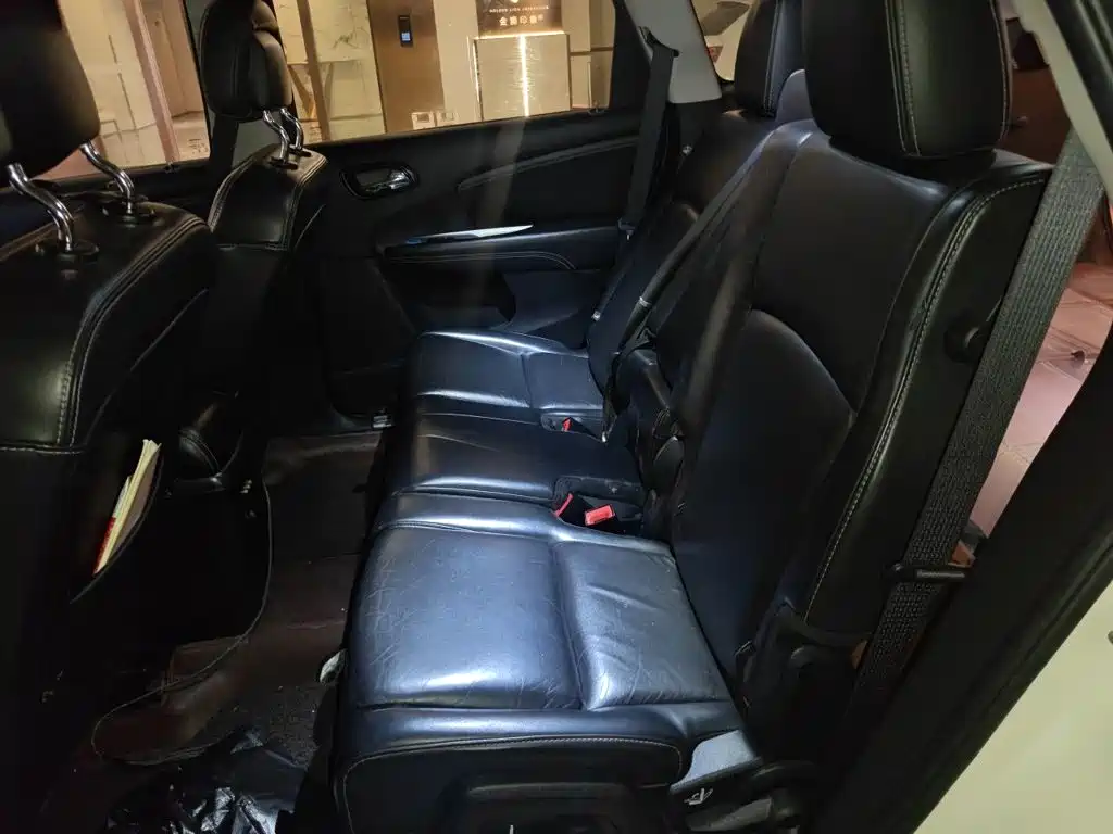 Dodge Journey — миниатюра 15