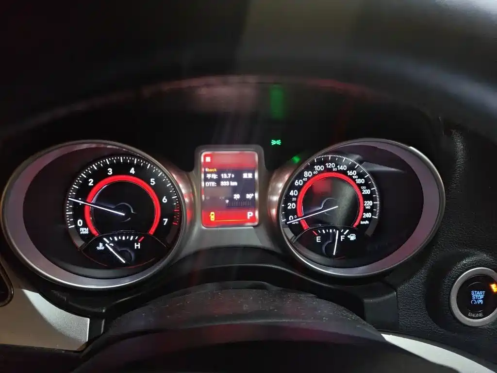 Dodge Journey — миниатюра 4