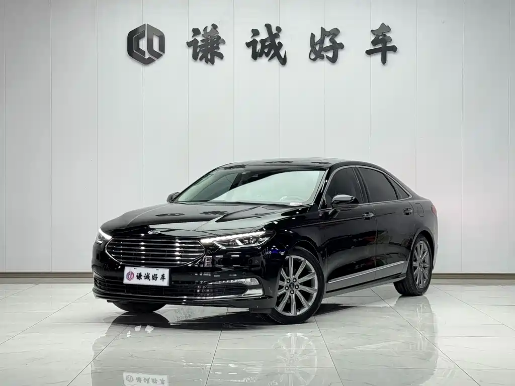 Ford Taurus 2020
