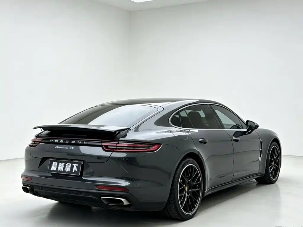 Porsche Panamera — миниатюра 7