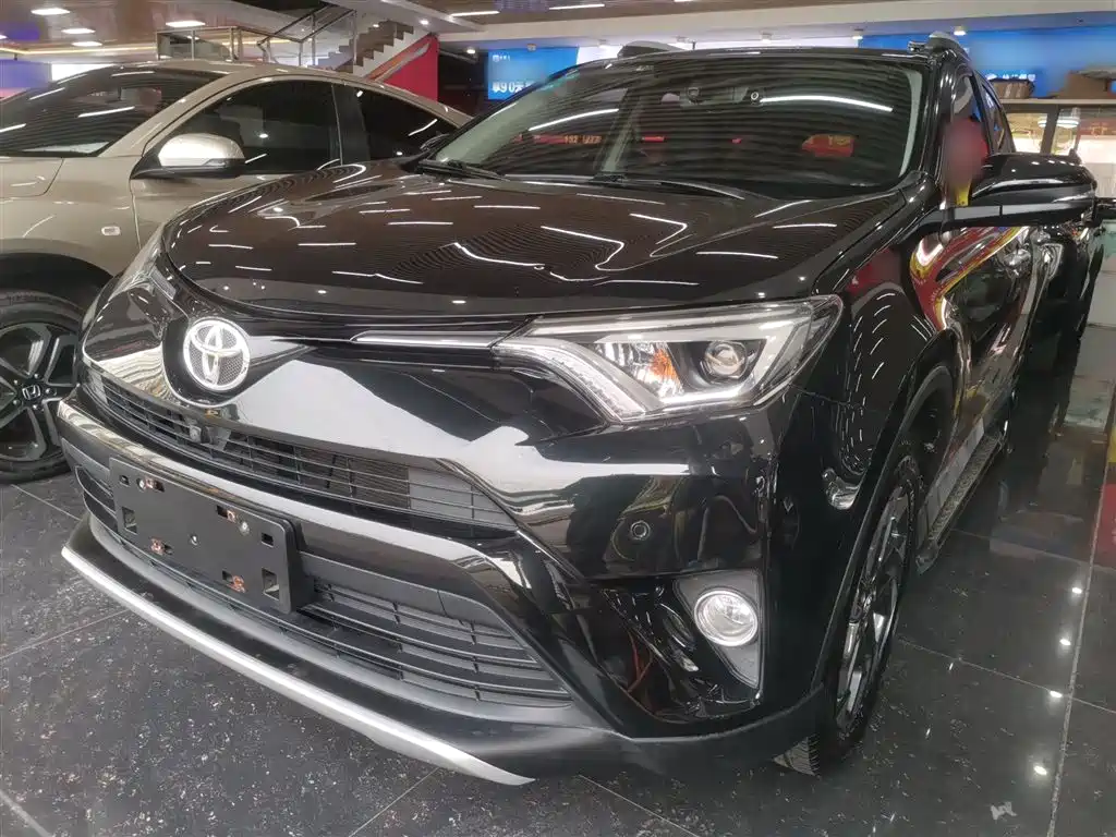 Toyota RAV4 2017