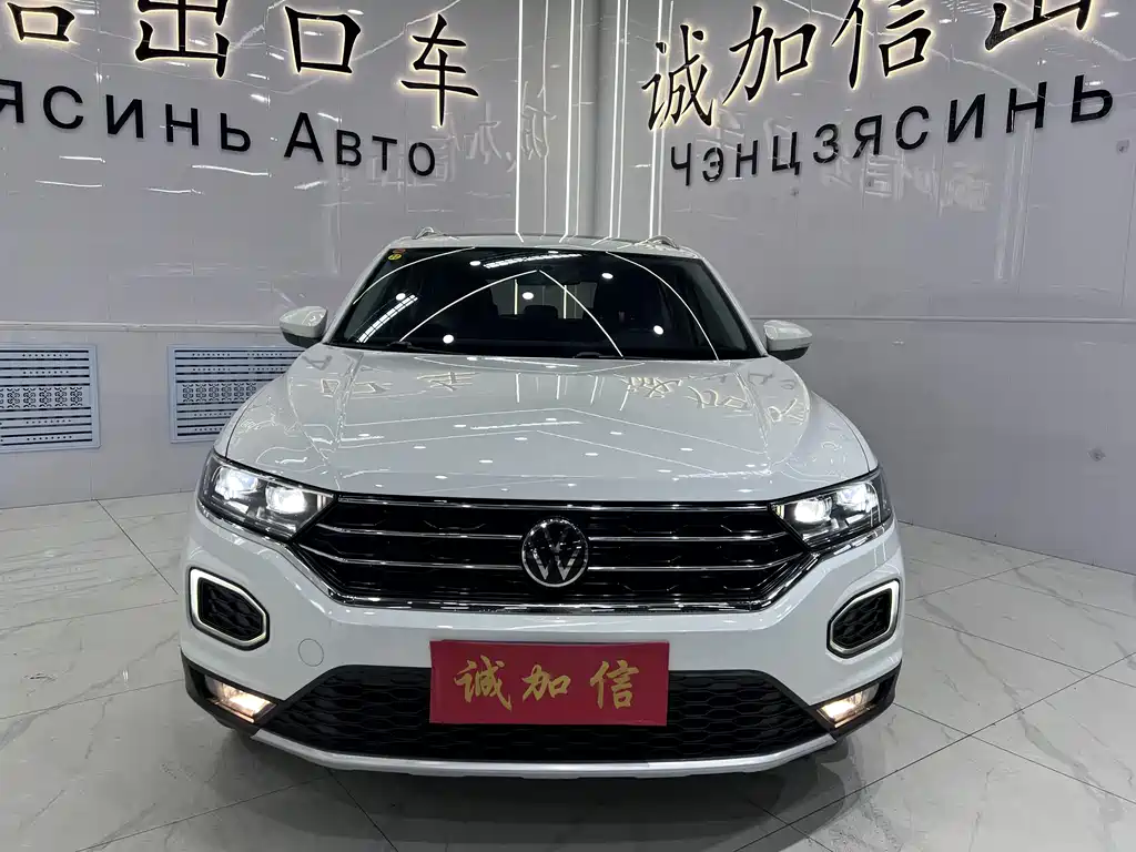 Volkswagen T-Roc 2022 280TSI DSG PLUS