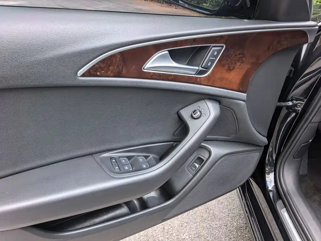 Audi A6L — миниатюра 11