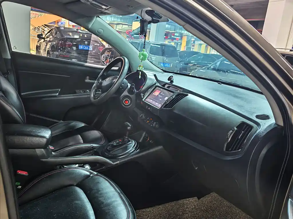 Kia Sportage — миниатюра 4