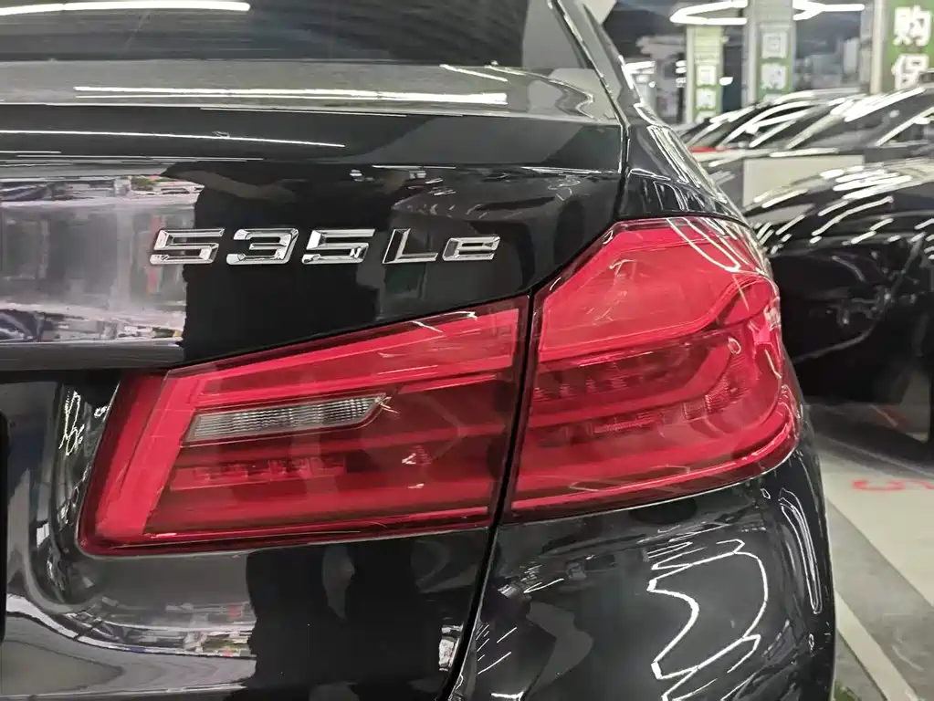 BMW 5 Series New Energy — миниатюра 17