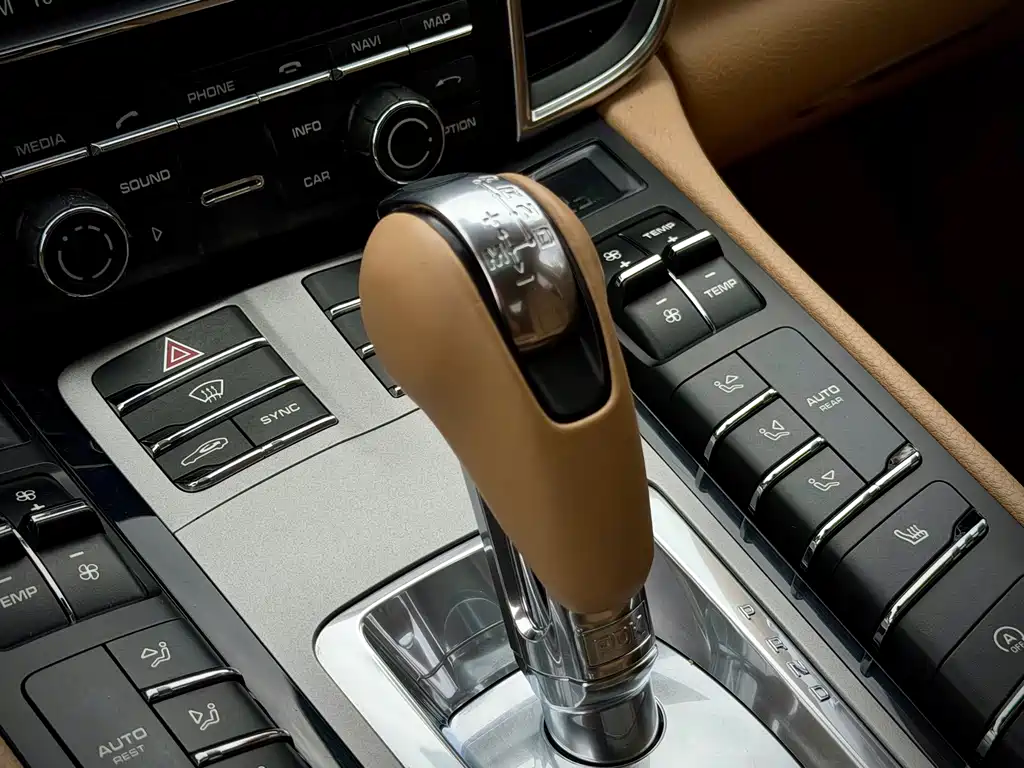 Porsche Panamera — миниатюра 15