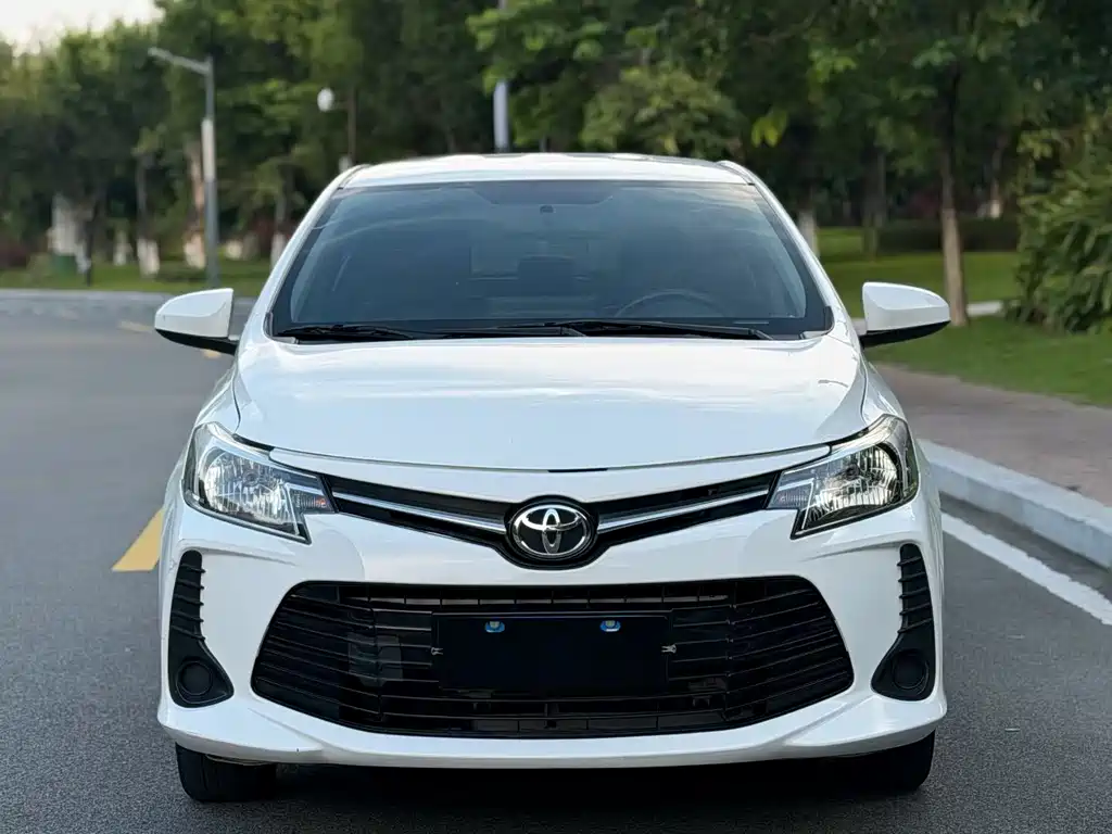 Toyota Vios — миниатюра 2