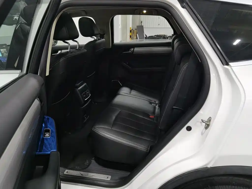 BYD Tang — миниатюра 15