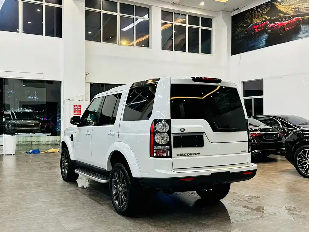 Land Rover Discovery 2015 3.0 SC V6 SE