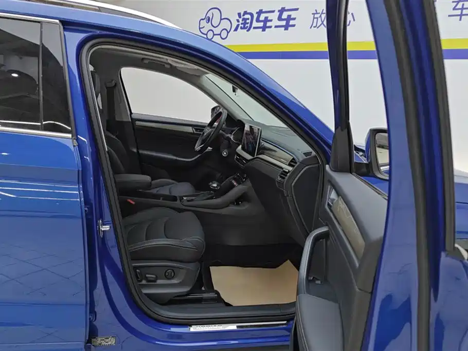 Skoda Kodiaq 2022 TSI330 7 мест