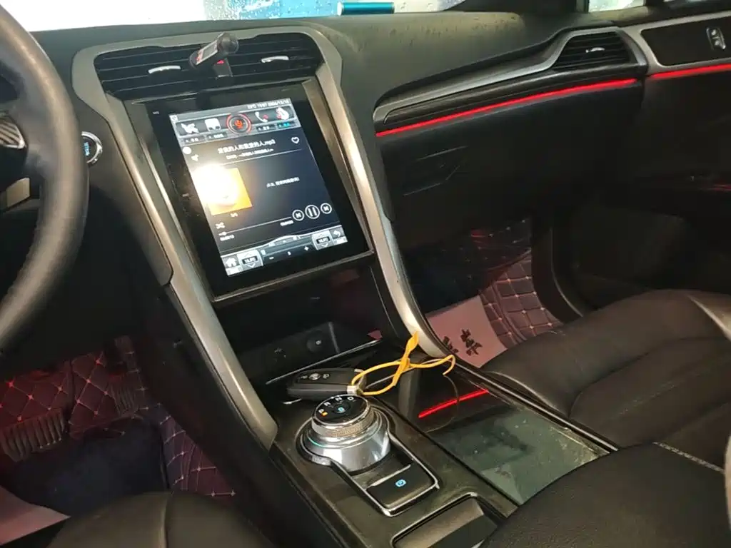 Ford Mondeo — миниатюра 13