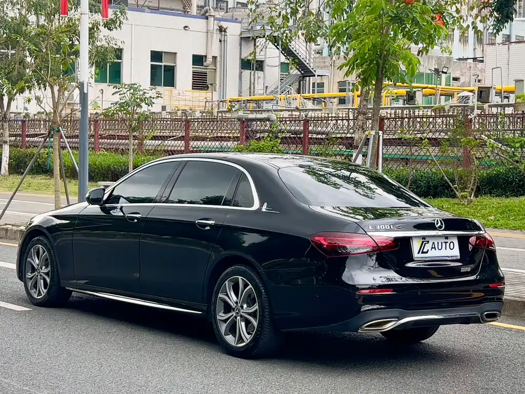 Mercedes-Benz E-Class E 2022 E 300 L Sport Luxury