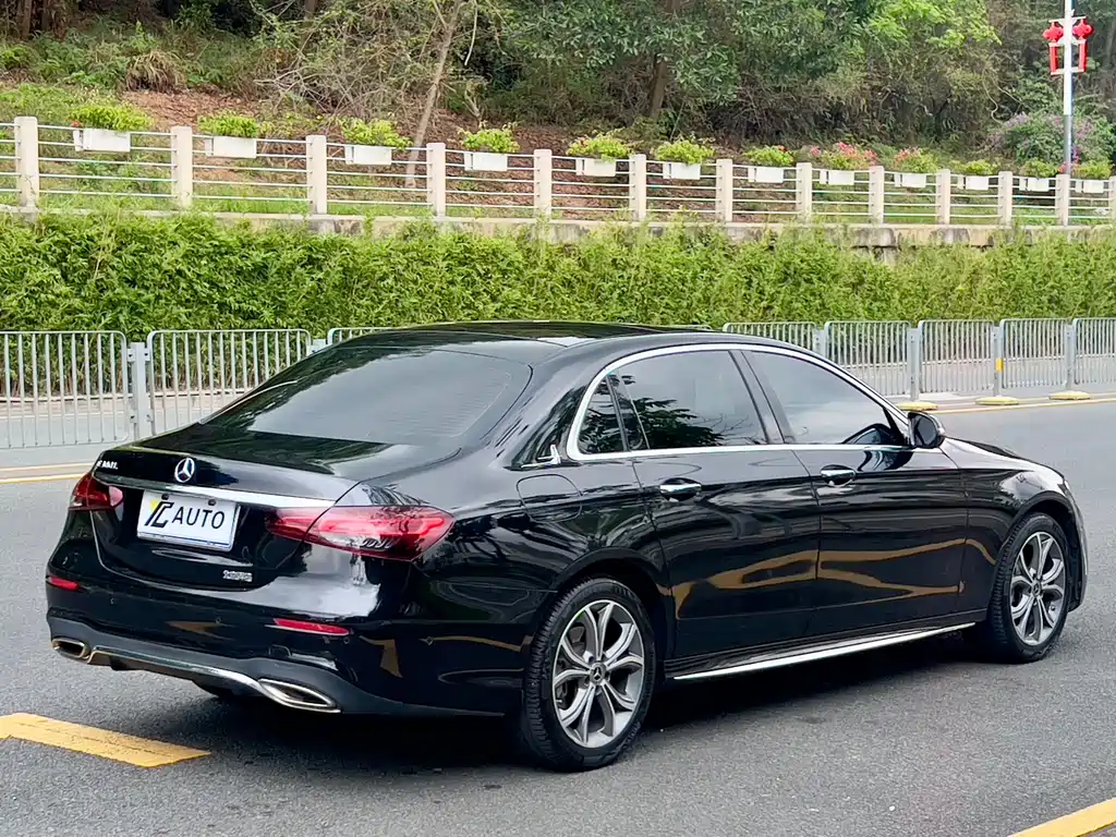 Mercedes-Benz E-Class E 2022 E 300 L Sport Luxury