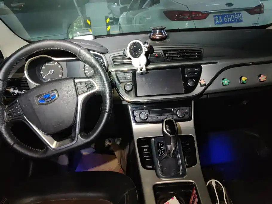 Geely Emgrand GL — миниатюра 12