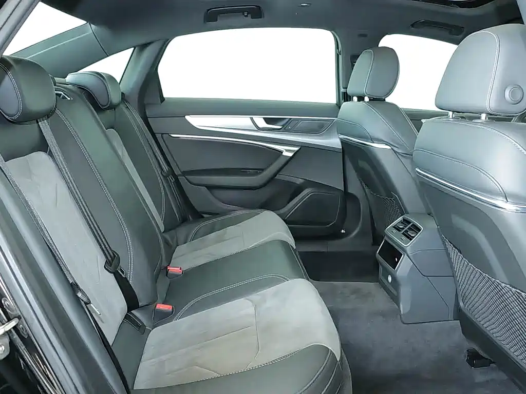 Audi A6L — миниатюра 8