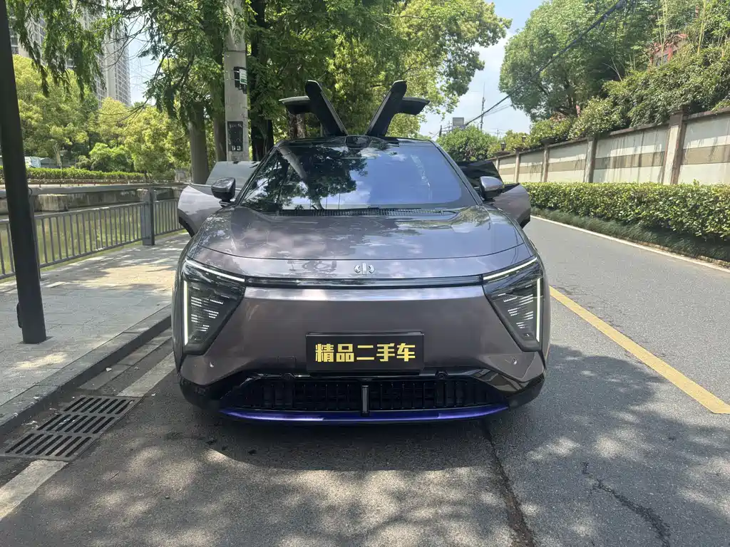 HiPhi HiPhi Y 2023 560km