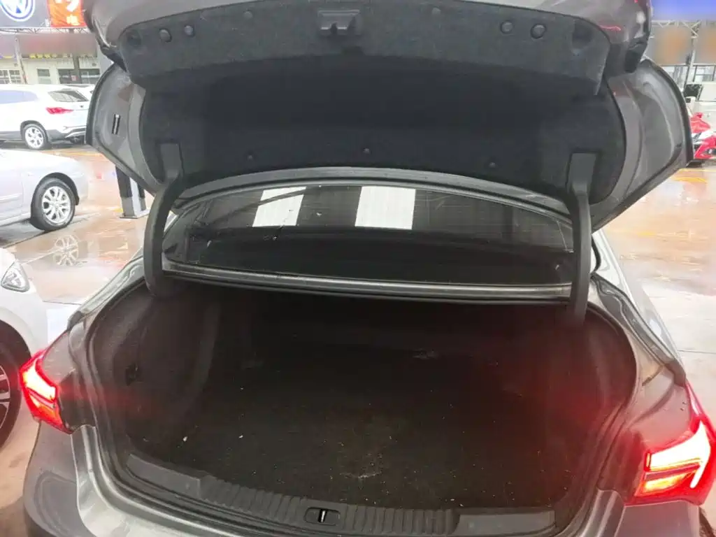 Buick Verano — миниатюра 19