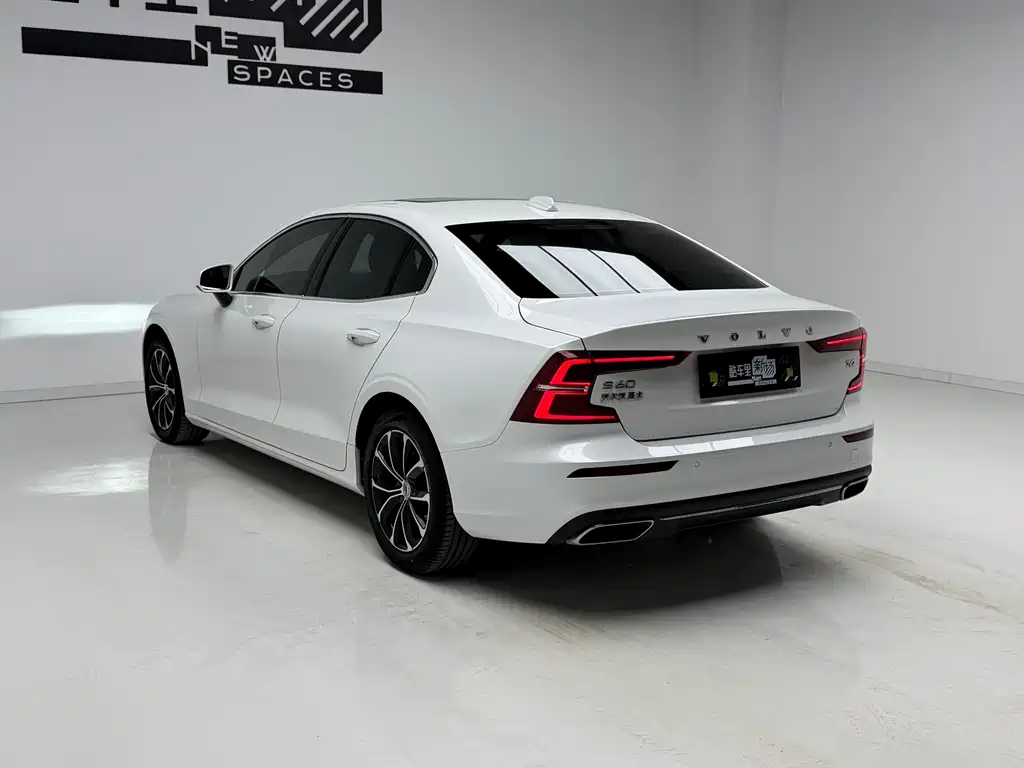 Volvo S60 2021 T4 Luxury
