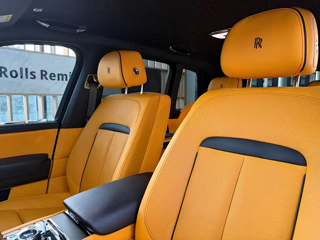 Rolls-Royce Cullinan — миниатюра 7