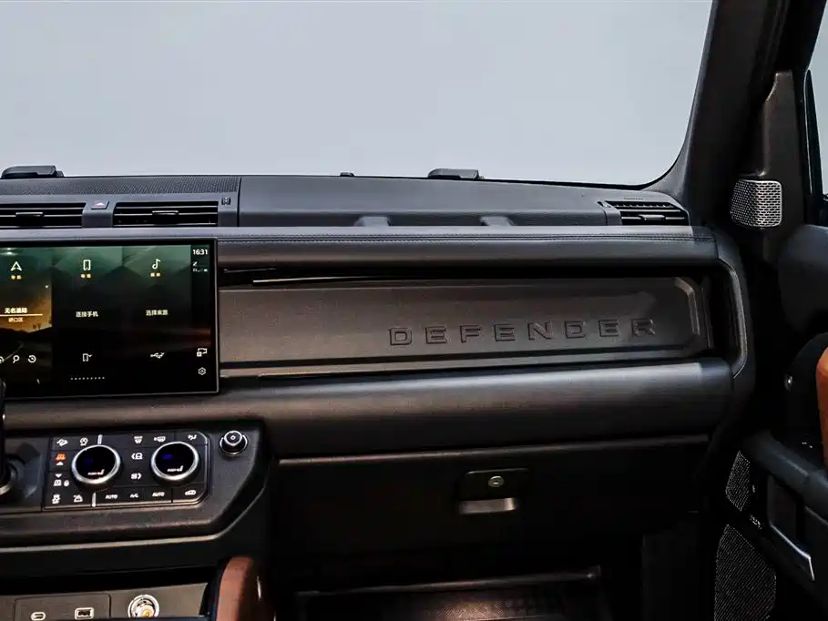 Land Rover Land Rover Defender 2024 110 3.0T P400 X