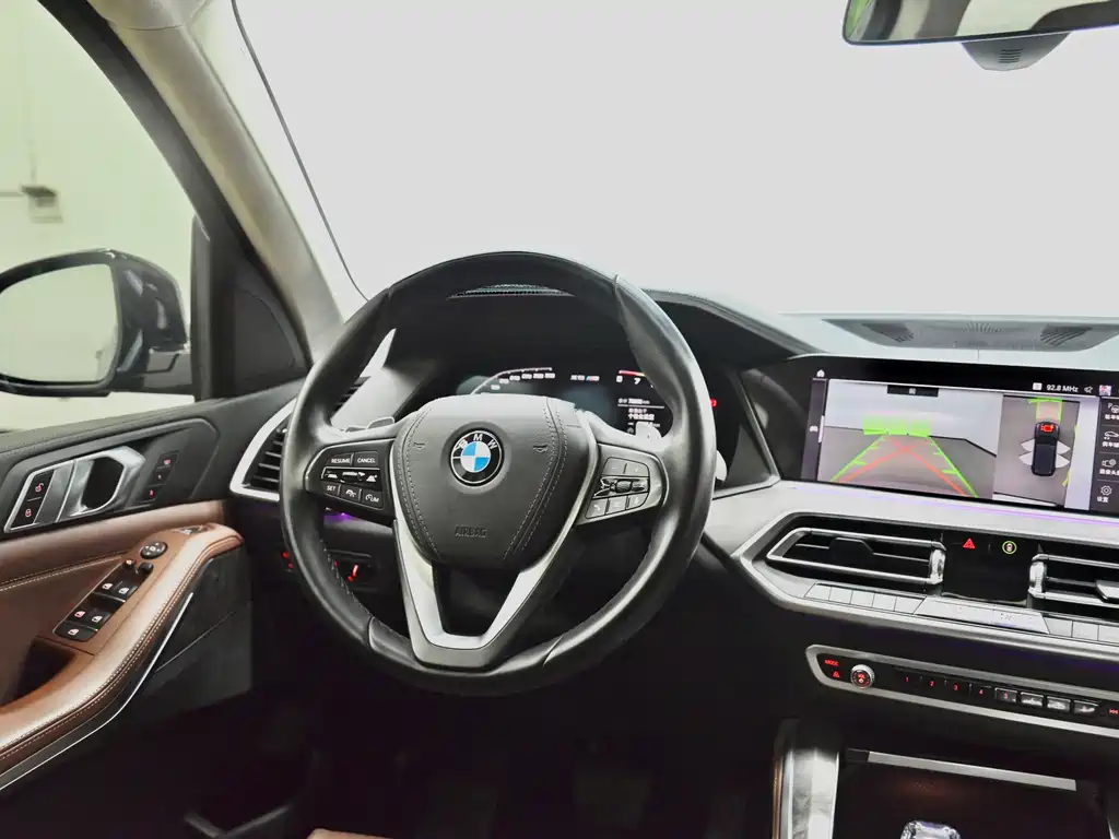 BMW X5 (Import) — миниатюра 10
