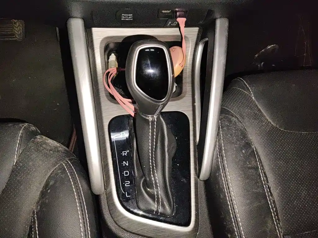 Geely Vision X3 — миниатюра 11