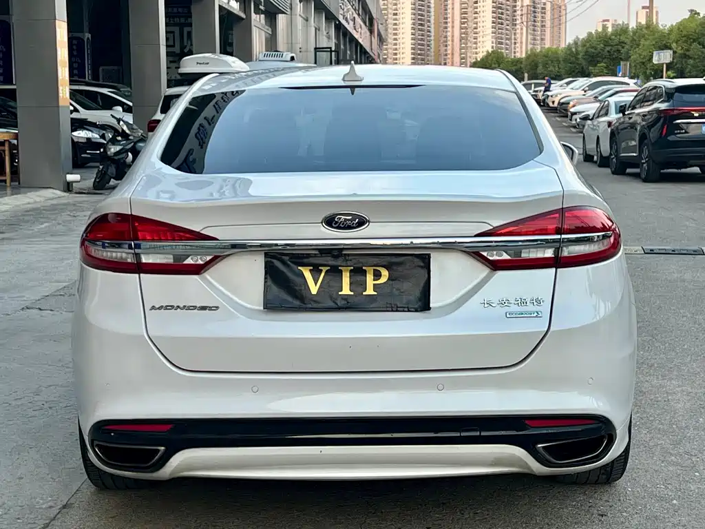 Ford Mondeo — миниатюра 4