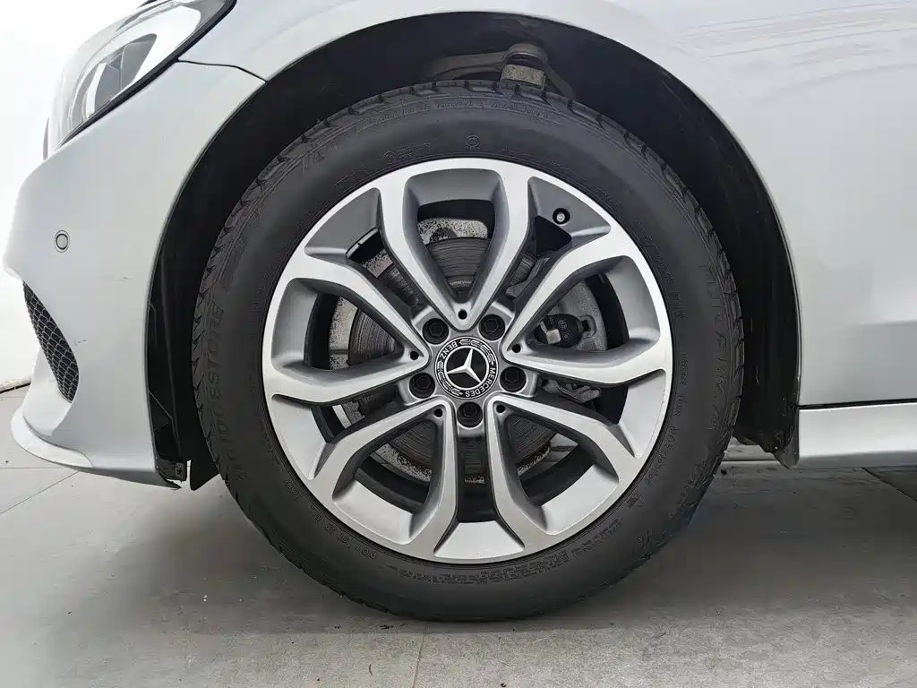 Mercedes-Benz C-Class — миниатюра 17