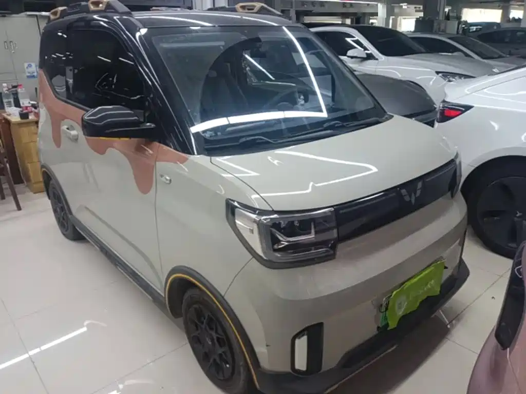 Wuling MINIEV — миниатюра 4