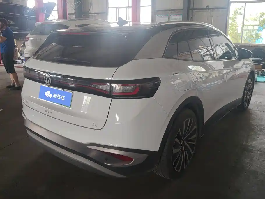 Volkswagen ID.4 X — миниатюра 3