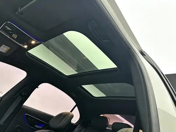 Mercedes-Benz C-Class — миниатюра 10