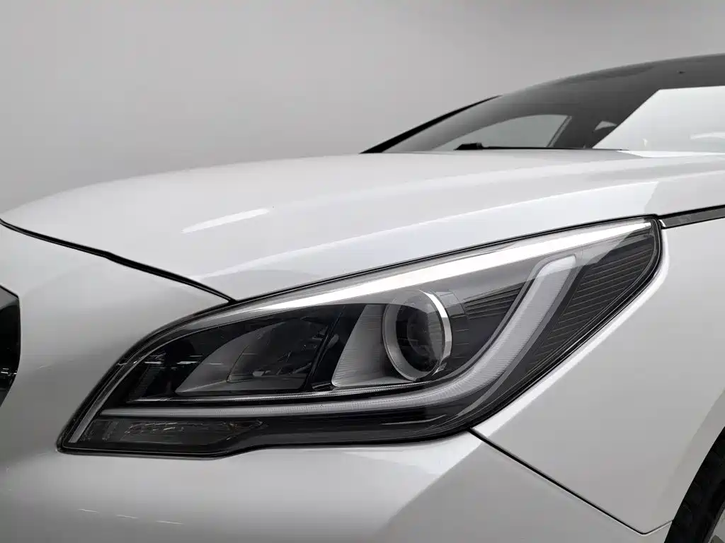 Hyundai Sonata — миниатюра 7