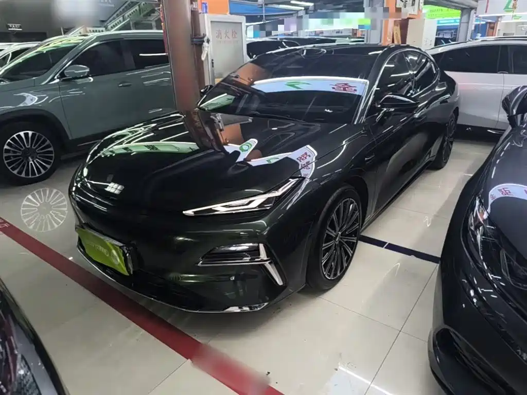 Galaxy Galaxy Xingyao 8 2025