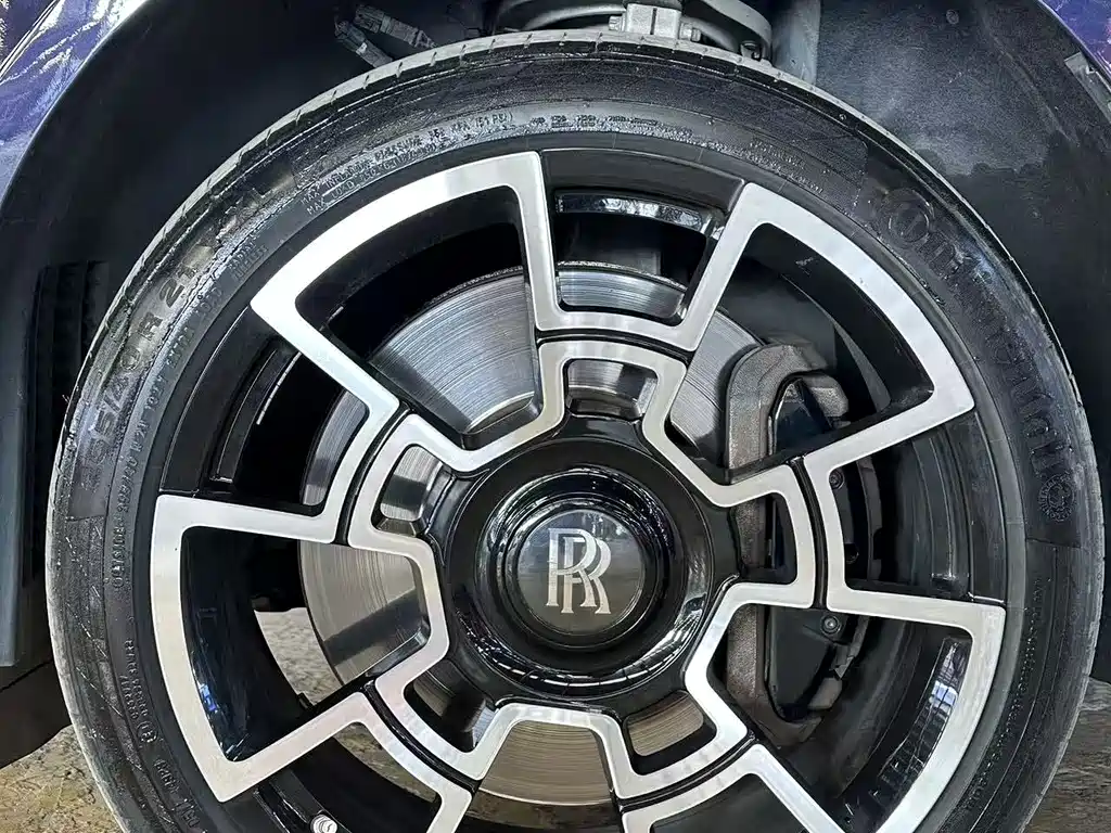 Rolls-Royce Ghost — миниатюра 13