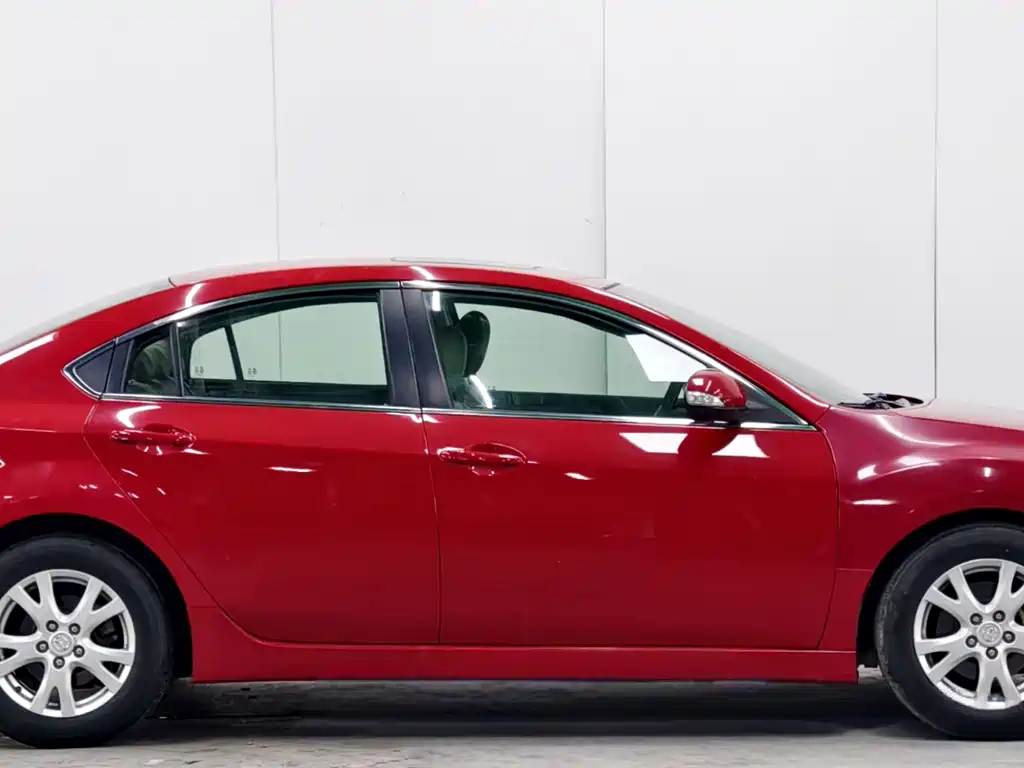 Mazda Ruiyi 2012 2.0L AT Elite