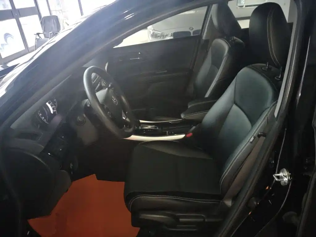Honda Accord — миниатюра 15