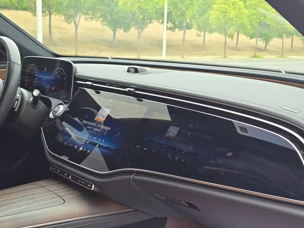 Mercedes-Benz E-Class E 2024 E 300 L Luxury