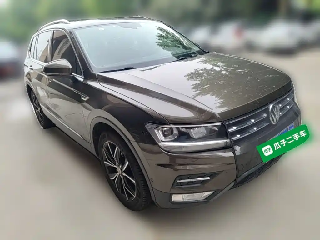 Volkswagen Tiguan L L 2019 330TSI AT Luxury V