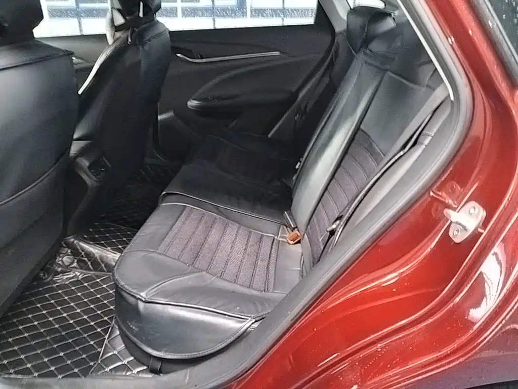 Buick Excelle — миниатюра 17