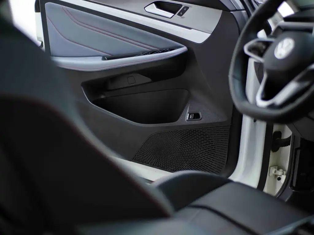 Volkswagen Lamando — миниатюра 29